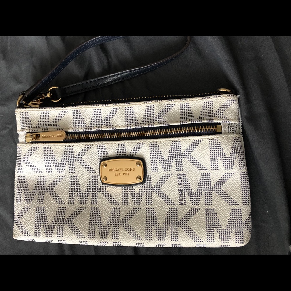 Michael Kors Wallet/wristlet